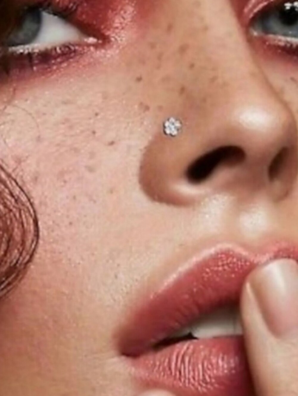 Flower Nose Ring - Picture 4 of 9